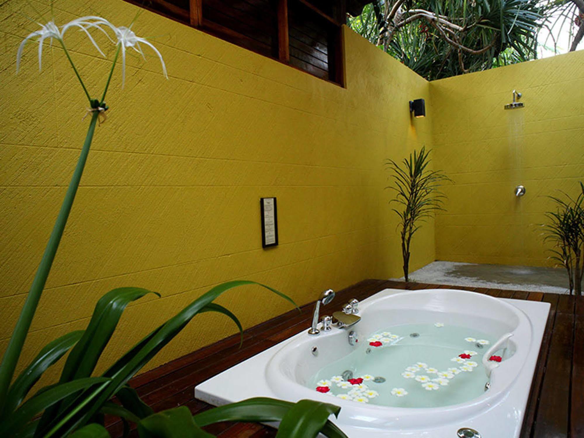 Chongfah Beach Resort Khaolak - Sha Extra Plus Khao Lak Zewnętrze zdjęcie
