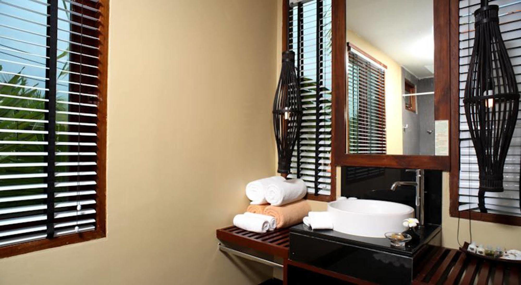 Chongfah Beach Resort Khaolak - Sha Extra Plus Khao Lak Zewnętrze zdjęcie